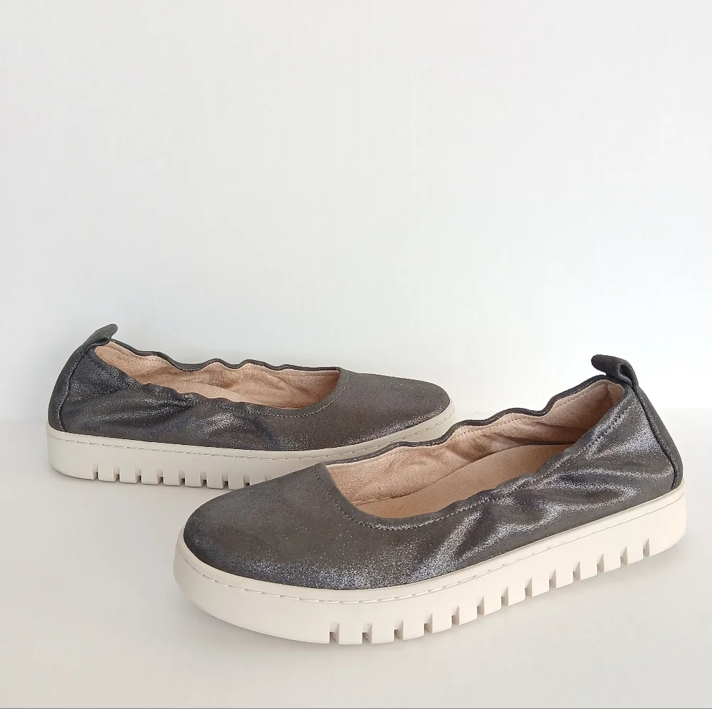Vionic Uptown Ballet Flat Silver Size 9 - Picture 2 of 7